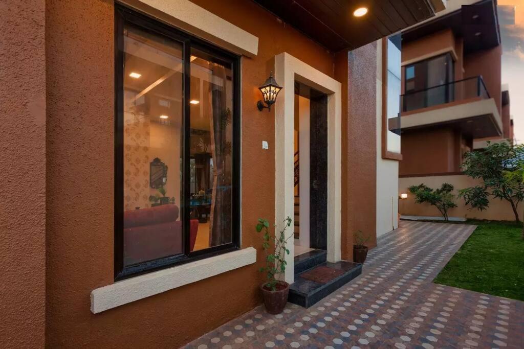 Martini Villa By Aquastay Lonavala Exterior foto